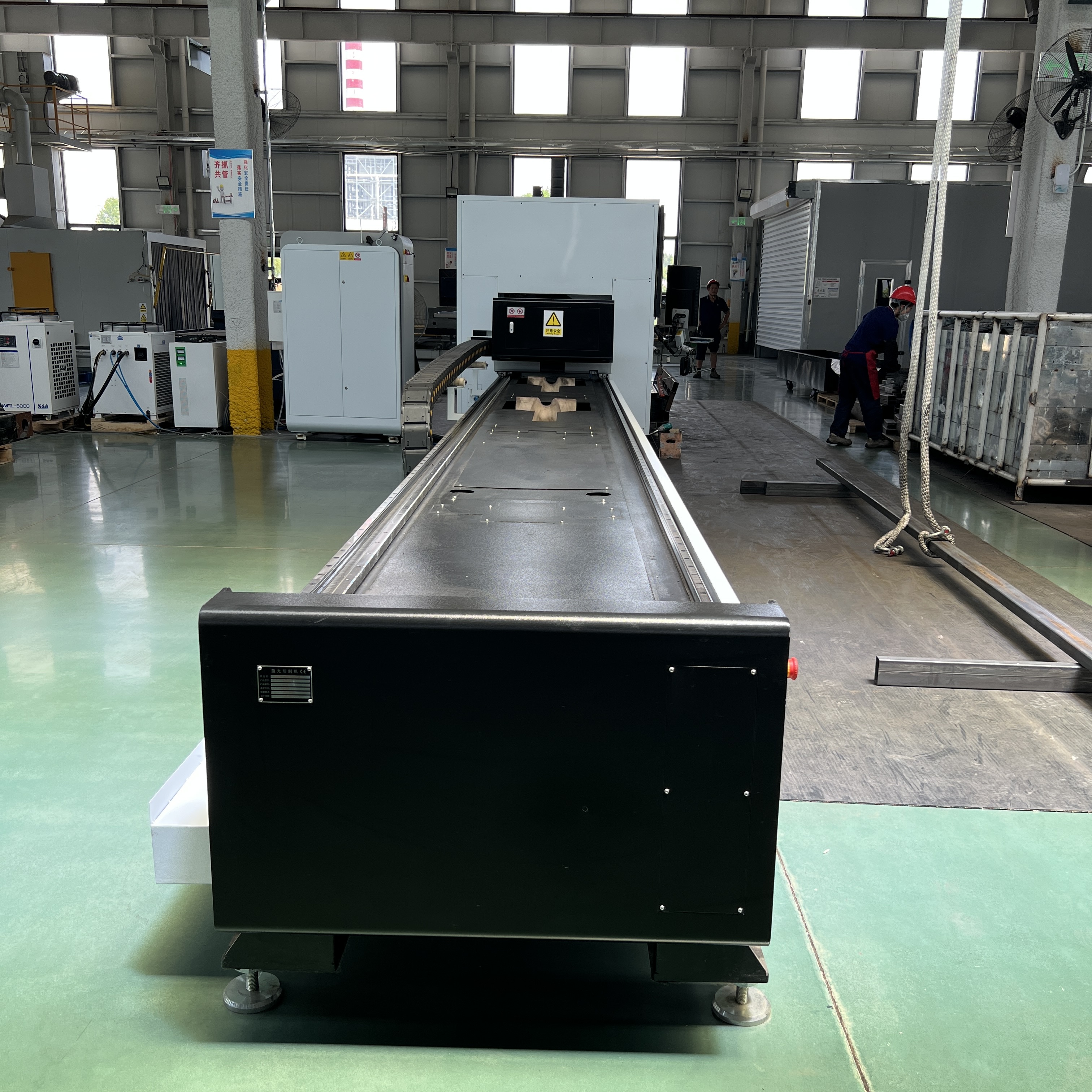 6016 laser tube cutting machine